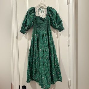 Hill House Home Naomi Nap Dress in Green Ivy